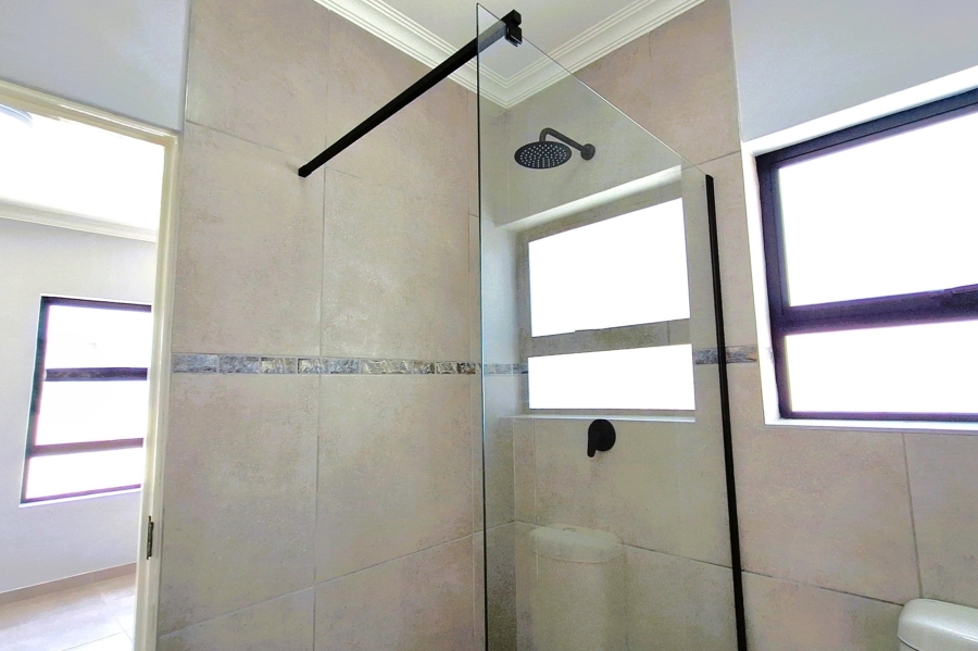 3 Bedroom Property for Sale in Sandy Point Western Cape